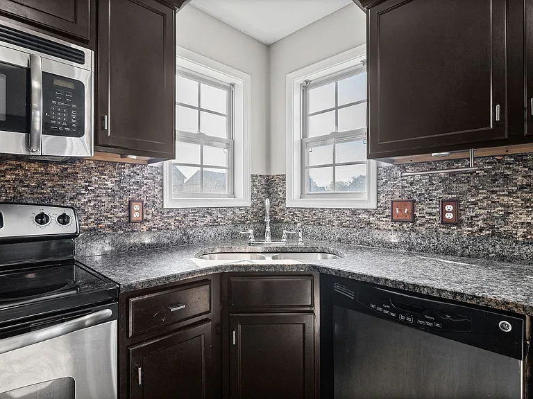 1290 Snowball Ln — Photo 11