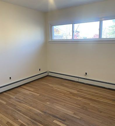 3rd image of 7 Spruce St APT 8