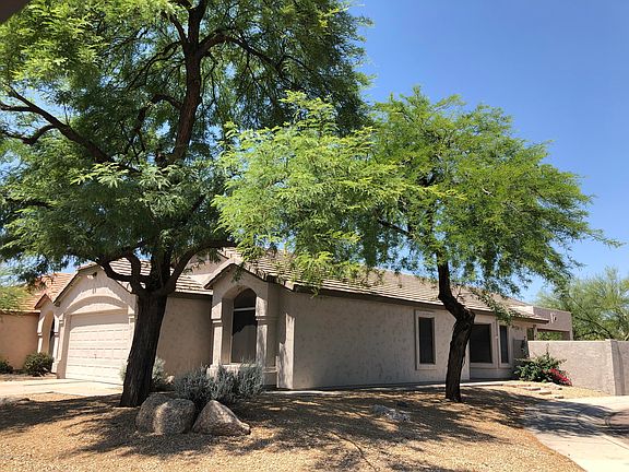 3rd image of 21640 N 46th Pl