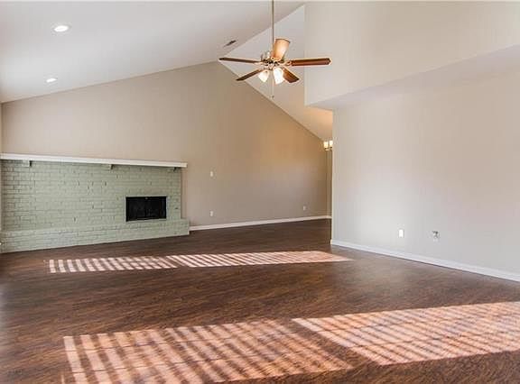 2nd image of 4009 Willow Run Dr
