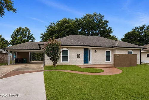 218 Debby Dr Photo 1