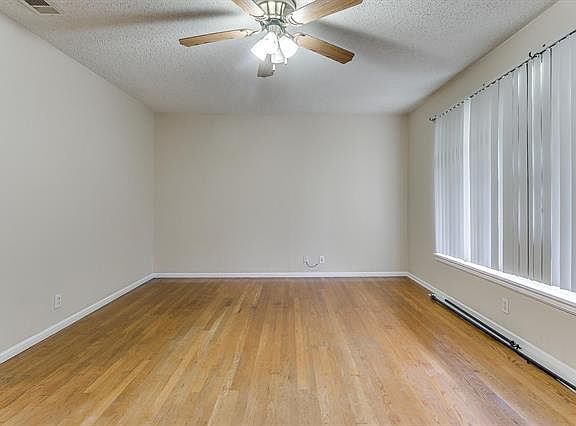 5th image of 5912 Locke Ave