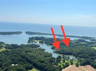 427 Smith Point Rd, Reedville, VA 22539