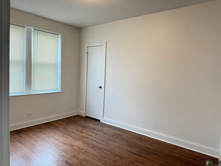 6417 N Albany Ave #2S — Photo 9