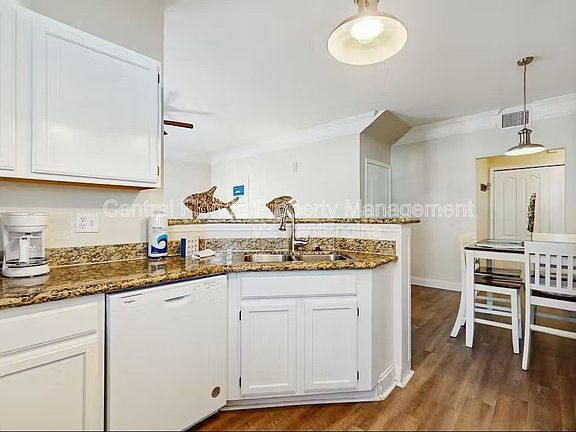 5th image of 5002 Mangrove Aly APT 104