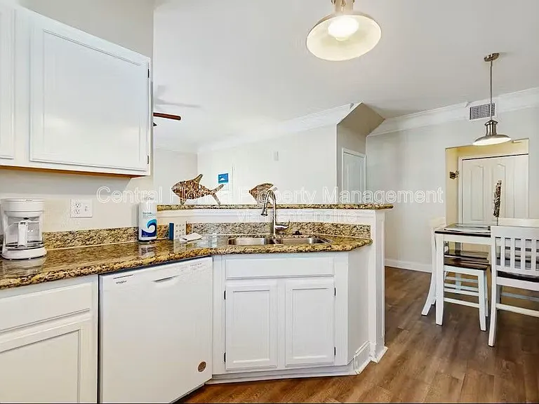 5002 Mangrove Aly #104 — Photo 5