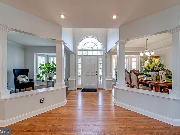 3rd image of 14151 Baneberry Cir