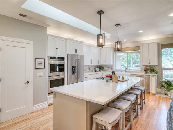 14954 Woodland Park Dr, Forest Ranch, CA 95942