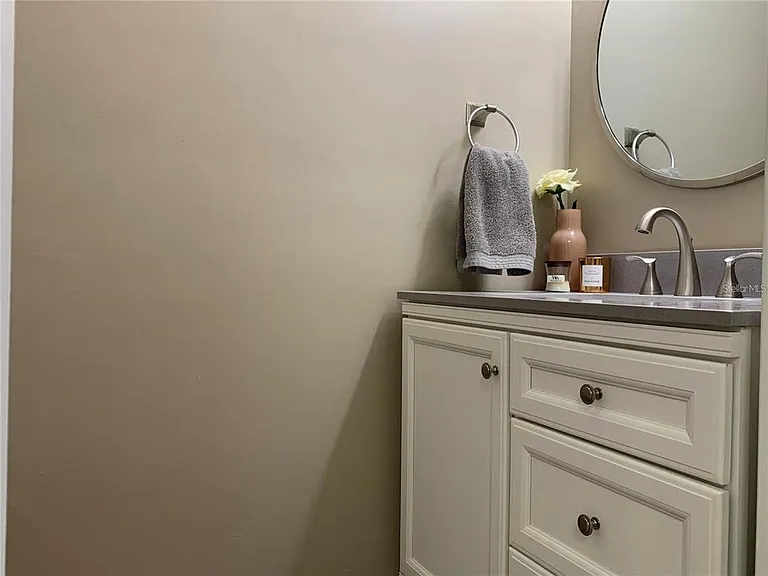 887 NW 21st Ave #887 — Photo 16