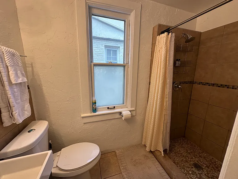 62 Lincoln St #2 — Photo 35