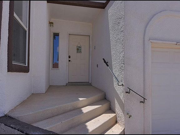 4th image of 705 Paseo Sereno Dr