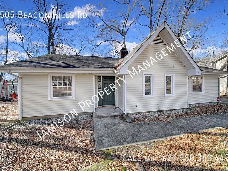 8505 Beacon Hills Rd — Photo 1