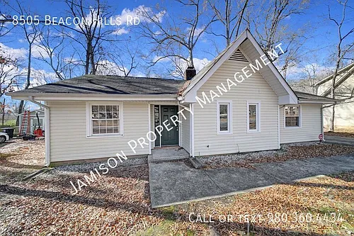 8505 Beacon Hills Rd Photo 1