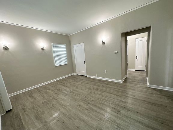 3rd image of 1912 E Bermuda St #15