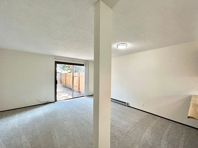 15865-15869 SW Misty Ct — Photo 13