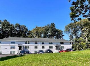 200 Bulgarmarsh Rd #7, Tiverton, RI 02878