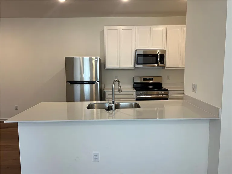 206 Mason Ct — Photo 6