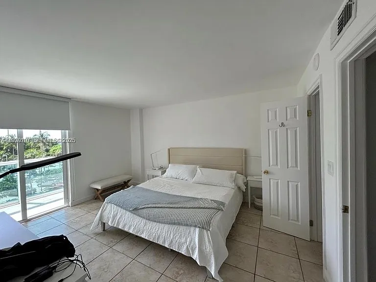 100 Bayview Dr #309 — Photo 22
