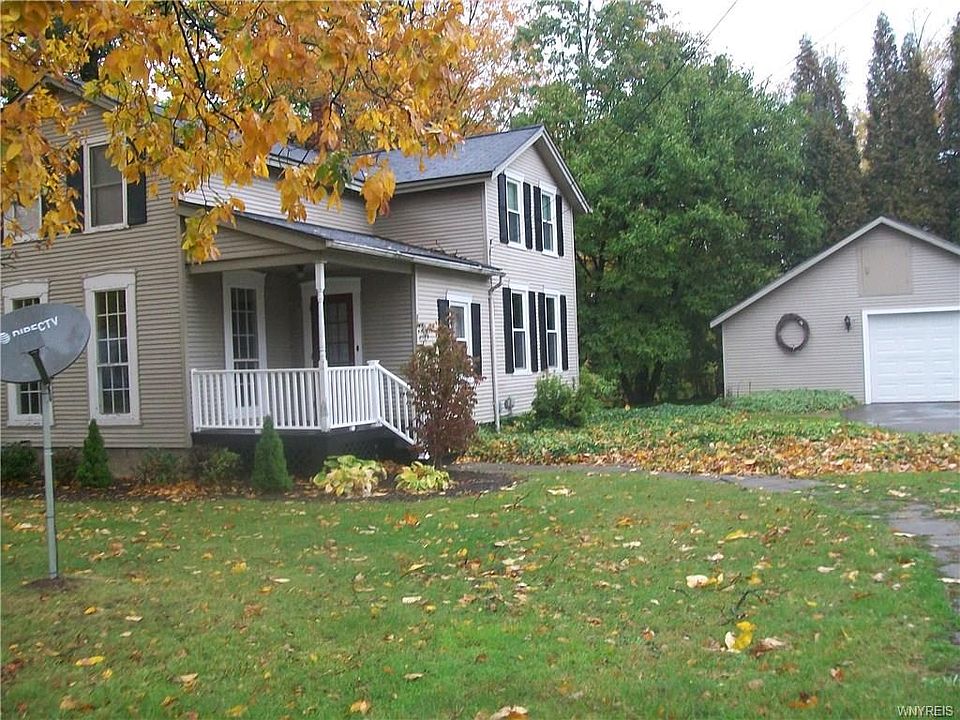 1st image of 21 Oak St