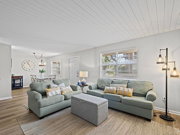 4th image of 1200 Shoreline Dr APT 310