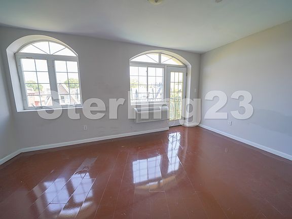 2nd image of 27-16 12th St #3E