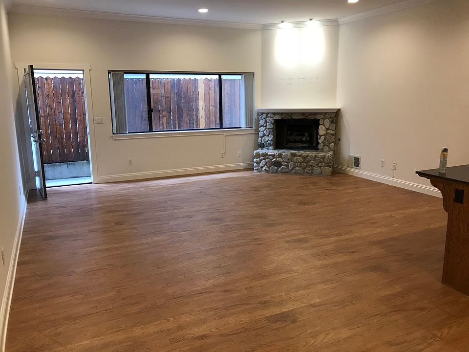1st image of 2290 Waltonia Dr APT 2
