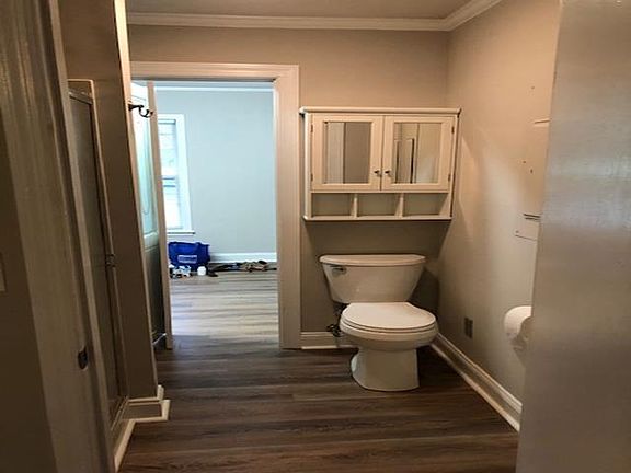3rd image of 29 Augusta Dr