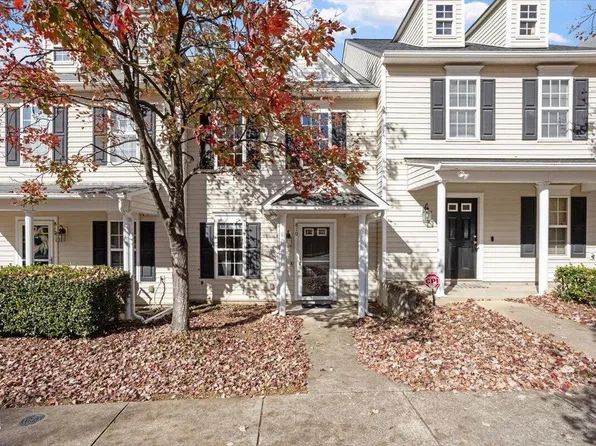 810 Savin Lndg, Knightdale, NC 27545