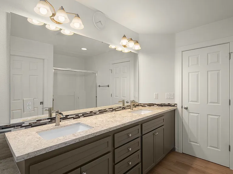 10373 NE Okanogan St — Photo 15