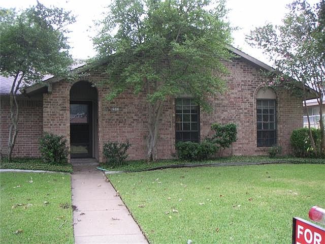 1st image of 2311 Lawnmeadow Dr