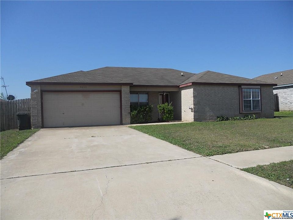 1st image of 3600 Woodlake Dr
