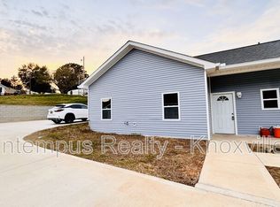 809 N A St UNIT A, Lenoir City, TN 37771