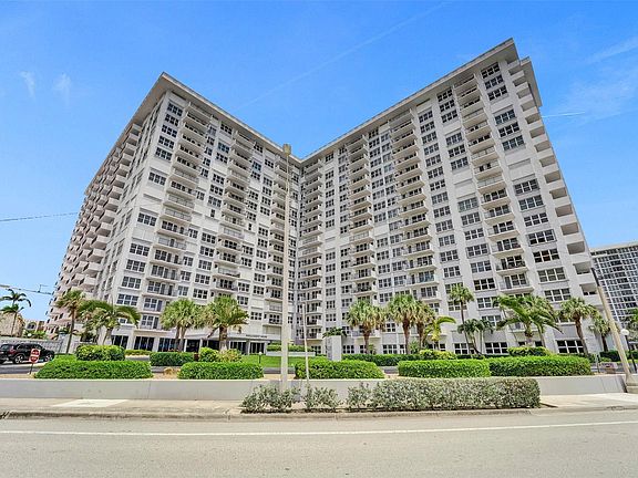 3rd image of 405 N Ocean Boulevard #623