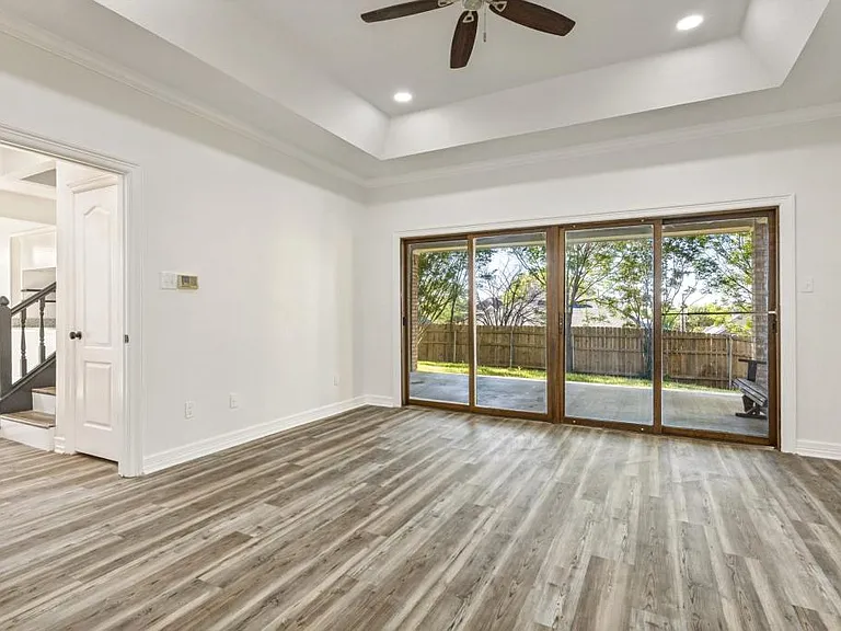 604 San Clemente Dr — Photo 14