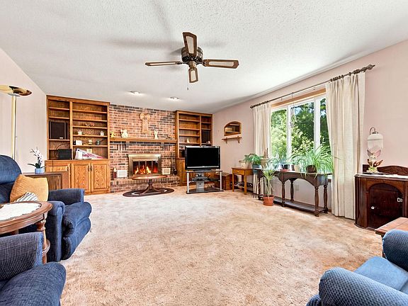 5th image of 3017 Standridge Pl N