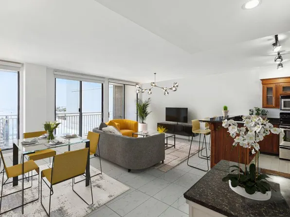 330 Concord St APT 8H, Charleston, SC 29401