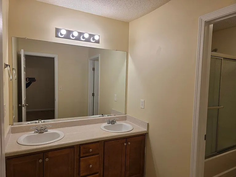 213 Shenandoah Dr — Photo 20