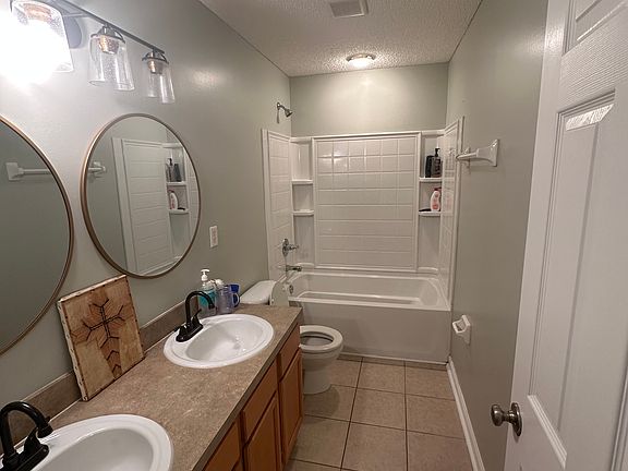 3rd image of 11771 Blueberry Ln