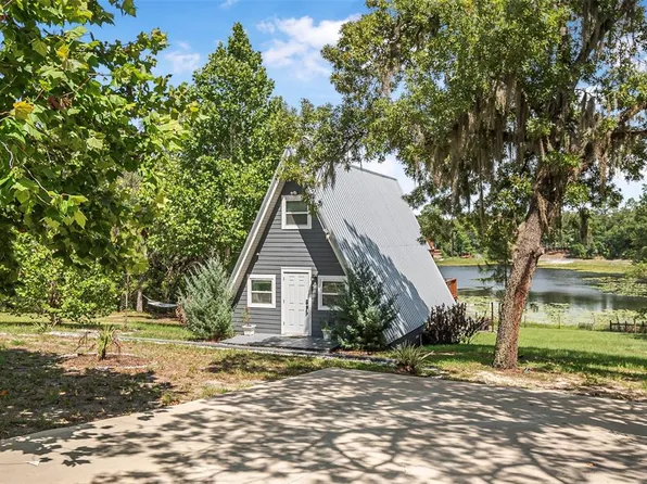 123 Lake Carleton Dr, Melrose, FL 32666