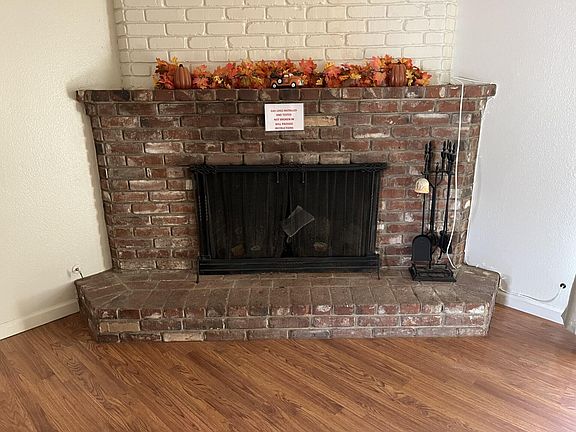 4th image of 1325 W Princeton Avenue