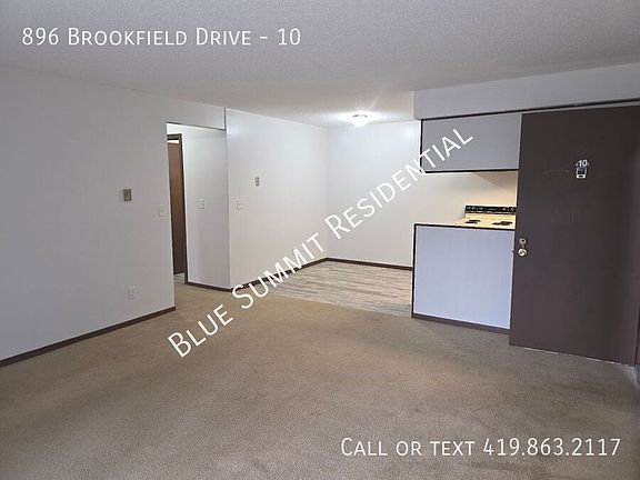 5th image of 896 Brookfield Dr APT 10