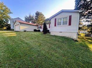 1610 Theresa Ln, Madisonville, KY 42431