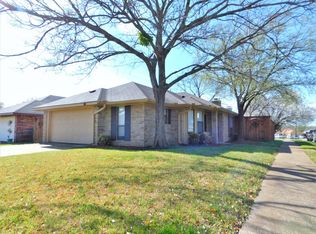 2132 Cordoba Dr, Carrollton, TX 75006