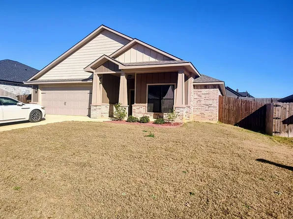 16221 Crossing Cir, Lindale, TX 75771