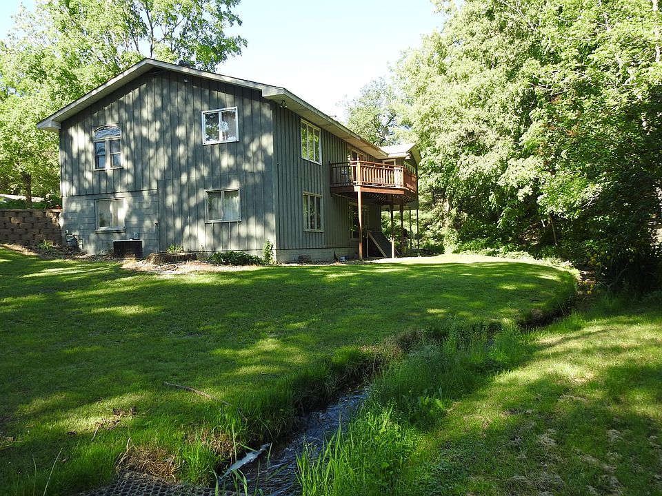 2nd image of 796 2nd Ave N