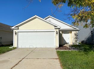 4130 Apple Creek Dr, Indianapolis, IN 46235