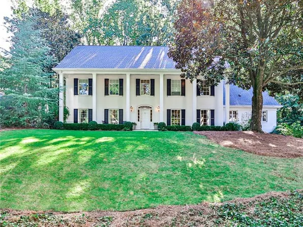 2672 Battle Overlook NW, Atlanta, GA 30327