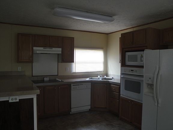 3rd image of 9359 103rd St Lot 250