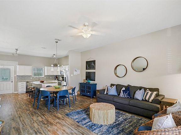 5th image of 15216 Beach Way Dr