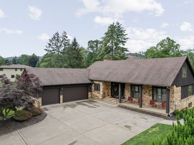 200 Murray Hill Rd, Vestal, NY, 13850